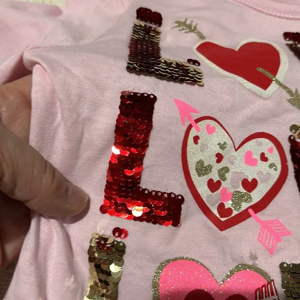 Issac Mizrahi 5/6 pink long sleeve love tee shirt sequined flip like new EUC